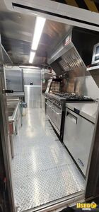2002 Mt45 Kitchen Food Truck All-purpose Food Truck Stovetop Nevada Diesel Engine for Sale