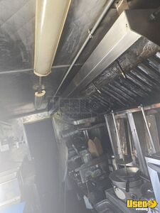 2002 Mt45 P1200 All-purpose Food Truck Insulated Walls Maryland Diesel Engine for Sale