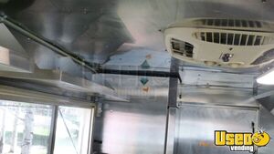 2002 Mt45 Step Van Kitchen Food Truck All-purpose Food Truck Electrical Outlets Colorado Diesel Engine for Sale