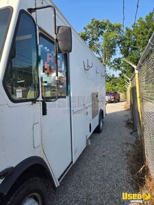 2002 Mt45 Stepvan Insulated Walls Ontario Diesel Engine for Sale