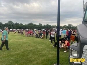 2002 Mt55 All-purpose Food Truck Exhaust Hood Texas Diesel Engine for Sale