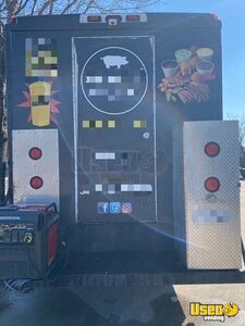 2002 Mt55 All-purpose Food Truck Stainless Steel Wall Covers Texas Diesel Engine for Sale