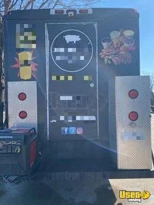 2002 Mt55 All-purpose Food Truck Stainless Steel Wall Covers Texas Diesel Engine for Sale