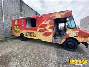2002 Mt55 Food Truck All-purpose Food Truck Michigan Diesel Engine for Sale
