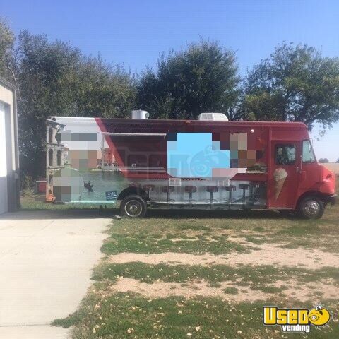 2002 Mt55 Kitchen Food Truck All-purpose Food Truck Nebraska Diesel Engine for Sale