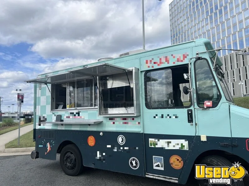 2002 N Line Walk-in Van All-purpose Food Truck Maryland Diesel Engine for Sale