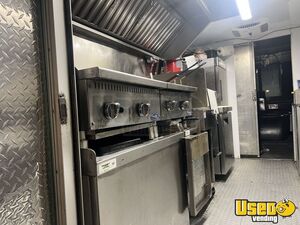 2002 N Line Walk-in Van All-purpose Food Truck Prep Station Cooler Maryland Diesel Engine for Sale