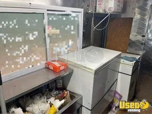 2002 P30 All-purpose Food Truck Reach-in Upright Cooler District Of Columbia Gas Engine for Sale