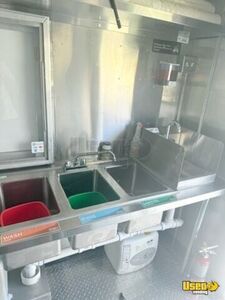 2002 P30 Ice Cream Truck Interior Lighting Florida Diesel Engine for Sale