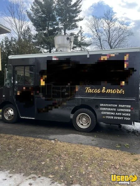 2002 P30 Taco Food Truck New York Diesel Engine for Sale