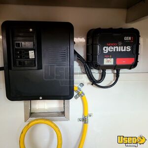 2002 P40 Stepvan Mobile Boutique Transmission - Automatic New York Diesel Engine for Sale