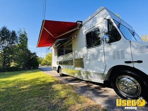2002 P42 All-purpose Food Truck Concession Window South Carolina Gas Engine for Sale