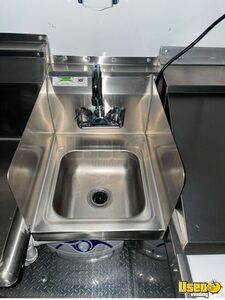 2002 P42 All-purpose Food Truck Exterior Customer Counter Colorado Diesel Engine for Sale