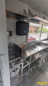 2002 P42 All-purpose Food Truck Exterior Customer Counter Virginia Diesel Engine for Sale