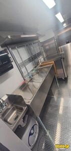 2002 P42 All-purpose Food Truck Flatgrill Pennsylvania Diesel Engine for Sale