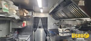 2002 P42 All-purpose Food Truck Insulated Walls New York Diesel Engine for Sale