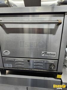 2002 P42 All-purpose Food Truck Microwave Florida Diesel Engine for Sale