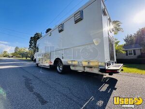 2002 P42 All-purpose Food Truck Stainless Steel Wall Covers South Carolina Gas Engine for Sale
