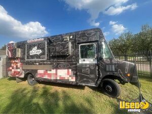 2002 24' Workhorse P42 Diesel Food Truck with Pro-Fire Suppression for Sale in Texas!
