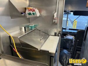 2002 P42 Barbecue Kitchen Food Truck Barbecue Food Truck Prep Station Cooler Maryland for Sale
