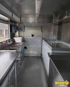 2002 P42 Ice Cream Truck Ice Cream Truck Stainless Steel Wall Covers South Carolina Diesel Engine for Sale