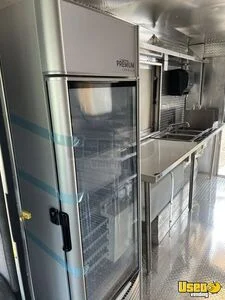 2002 P42 Kitchen Food Truck New Build Food Truck Steam Table Virginia Diesel Engine for Sale