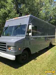 2002 P42 Pizza Food Truck Concession Window Illinois Diesel Engine for Sale