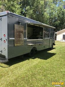 2002 P42 Pizza Food Truck Exterior Customer Counter Illinois Diesel Engine for Sale