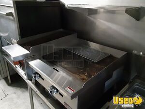 2002 P42 Pizza Food Truck Floor Drains Maryland Diesel Engine for Sale