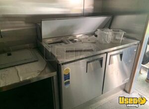 2002 P42 Step Van All-purpose Food Truck All-purpose Food Truck Hand-washing Sink Massachusetts Diesel Engine for Sale