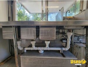 2002 P42 Step Van Barbecue Food Truck Barbecue Food Truck Electrical Outlets Florida Diesel Engine for Sale