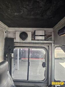 2002 P42 Step Van Kitchen Food Truck All-purpose Food Truck Oven Texas Gas Engine for Sale