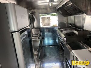 2002 P42 Stepvan Kitchen Food Truck All-purpose Food Truck Steam Table Virginia Diesel Engine for Sale