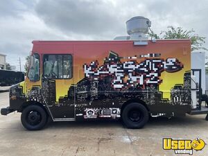 2002 P42 Workhorse All-purpose Food Truck Air Conditioning Texas Diesel Engine for Sale