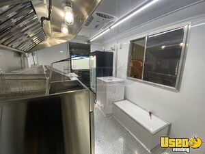 2002 P42 Workhorse All-purpose Food Truck Diamond Plated Aluminum Flooring Texas Diesel Engine for Sale