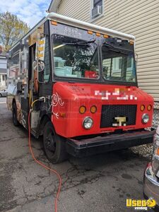 2002 P74 Step Van Kitchen Food Truck All-purpose Food Truck New Jersey Diesel Engine for Sale