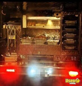 2002 Sierra Lunch Serving Food Truck Gas Engine Pennsylvania Gas Engine for Sale