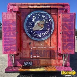 2002 Step Van Kitchen Food Truck All-purpose Food Truck Diamond Plated Aluminum Flooring New York Diesel Engine for Sale