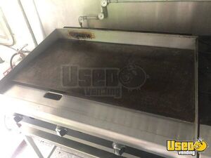 2002 Step Van Kitchen Food Truck All-purpose Food Truck Diamond Plated Aluminum Flooring New York Gas Engine for Sale
