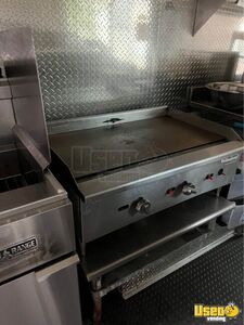 2002 Step Van Kitchen Food Truck All-purpose Food Truck Exterior Customer Counter Connecticut Gas Engine for Sale