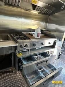 2002 Step Van Kitchen Food Truck All-purpose Food Truck Hot Water Heater Colorado Gas Engine for Sale