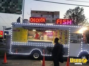 2002 Step Van Kitchen Food Truck All-purpose Food Truck Insulated Walls Delaware for Sale