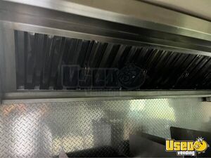 2002 Step Van Kitchen Food Truck All-purpose Food Truck Reach-in Upright Cooler Connecticut Gas Engine for Sale