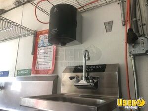 2002 Step Van Kitchen Food Truck All-purpose Food Truck Shore Power Cord New York Gas Engine for Sale