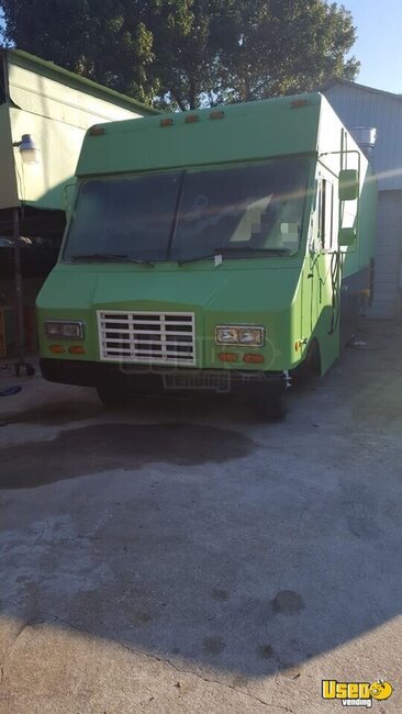 2002 Step Van Kitchen Food Truck All-purpose Food Truck Texas Gas Engine for Sale