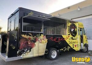 2002 Stepvan Kitchen Food Truck All-purpose Food Truck Florida Diesel Engine for Sale