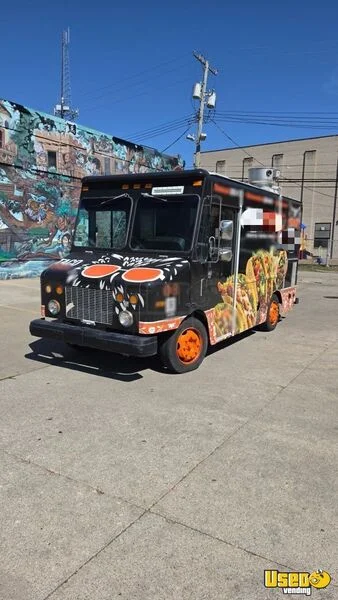 2002 Taco Food Truck Michigan for Sale