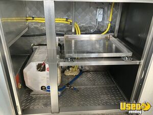 2002 Utilimaster All-purpose Food Truck Stovetop British Columbia Diesel Engine for Sale