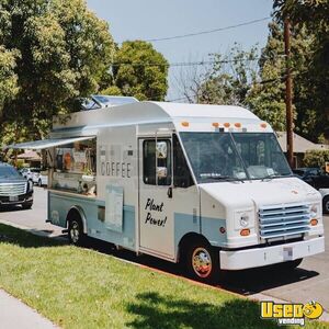 2002 Utilimaster Coffee Truck Coffee & Beverage Truck Cabinets California Gas Engine for Sale
