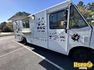 2002 Utilimaster Kitchen Food Truck All-purpose Food Truck Air Conditioning South Carolina Gas Engine for Sale